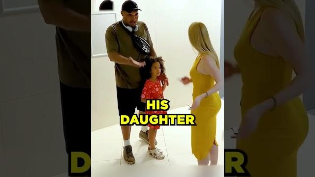 This girl couldn't pee in the men's bathroom until️ This girl couldn't pee in the men's bathroom until️