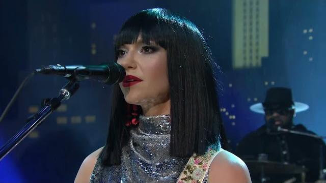 Khruangbin on austin city limits "people everywhere" Khruangbin on austin city limits "people everywhere"