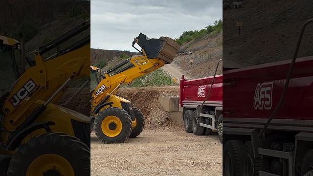 Jcb 4cx backhoe loader loading a tipper truck with gravel. #jcb #heavyequipment #backhoeloader Jcb 4cx backhoe loader loading a tipper truck with gravel. #jcb #heavyequipment #backhoeloader