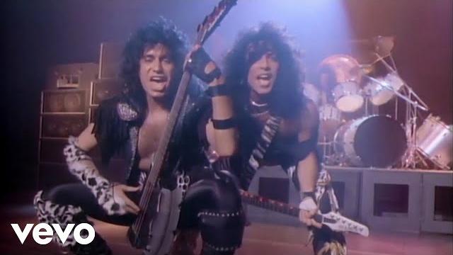 Kiss - heaven's on fire Kiss - heaven's on fire