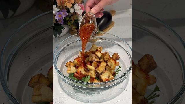 Qarsildoq baqlajonli salat Qarsildoq baqlajonli salat
