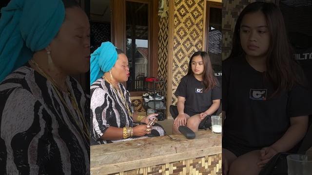 Centil boga indung teh #makdaster #comedy #makyus #fypシ゚viral #lucu #funny #komedi #ngakak Centil boga indung teh #makdaster #comedy #makyus #fypシ゚viral #lucu #funny #komedi #ngakak