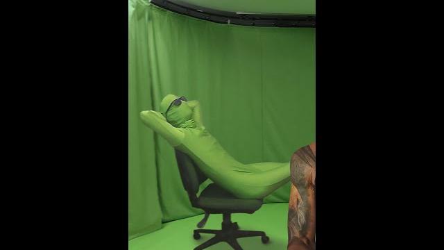 Mr. green removing cgi from 'the rock' Mr. green removing cgi from 'the rock'