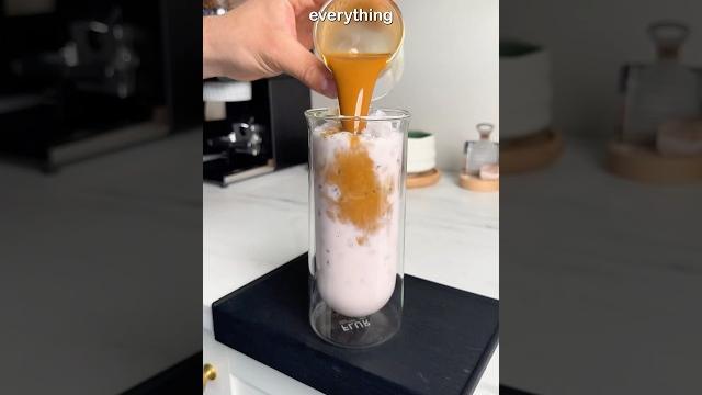 Making a peanut butter and jelly coffee Making a peanut butter and jelly coffee