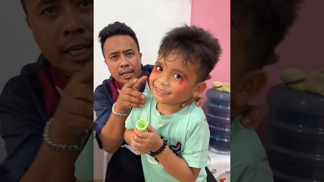 Alvaro bermain sampai begini wajahnya #keripikkentangmasboy #shorts #youtube #youtubeshorts #like Alvaro bermain sampai begini wajahnya #keripikkentangmasboy #shorts #youtube #youtubeshorts #like