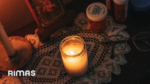 Bad bunny - una velita (visualizer) Bad bunny - una velita (visualizer)