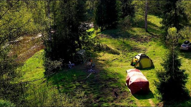 Рыбачим на лесной реке три дня с ночёвками. отличный клёв. баня. готовим на костре. отдых с друзьями Рыбачим на лесной реке три дня с ночёвками. отличный клёв. баня. готовим на костре. отдых с друзьями