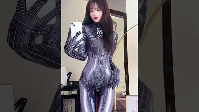 据说有点上头黑色丝袜日常秀身材大长腿 据说有点上头黑色丝袜日常秀身材大长腿