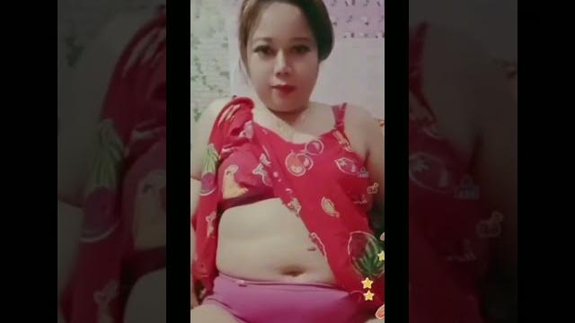 Bigo live / bu lurah tampil beda... ini yg kalian cari/ bantu subs teman2 biar semangat up nya Bigo live / bu lurah tampil beda... ini yg kalian cari/ bantu subs teman2 biar semangat up nya