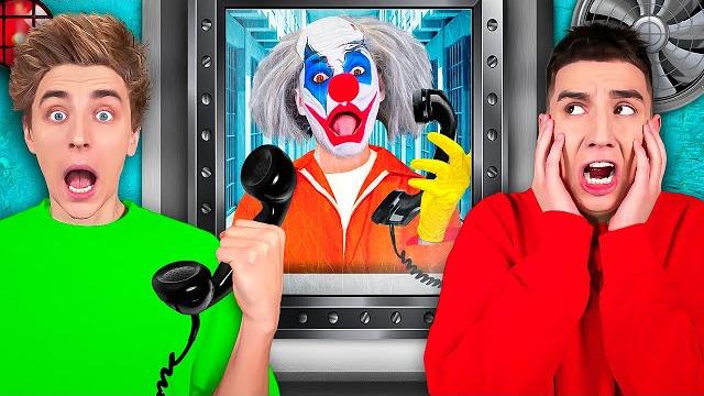 Клоун а4 попал в тюрьму ! Клоун а4 попал в тюрьму !