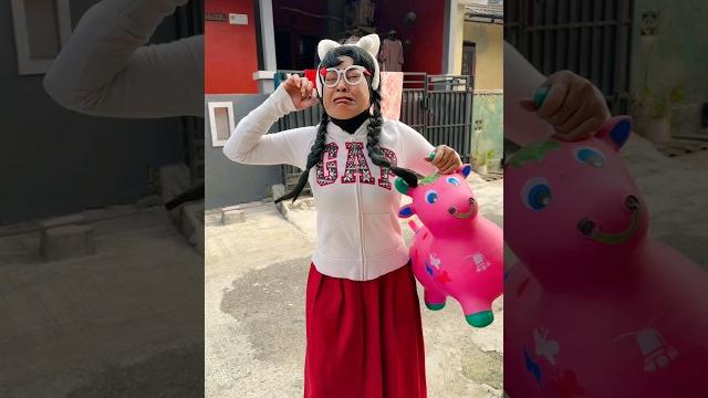 Yang pake baju putih ti ti tikus | nurrayni25 Yang pake baju putih ti ti tikus | nurrayni25