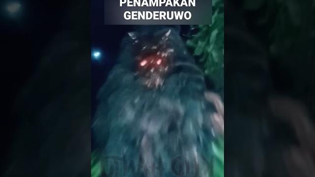 Penampakan genderuwo di hutan #shorts Penampakan genderuwo di hutan #shorts