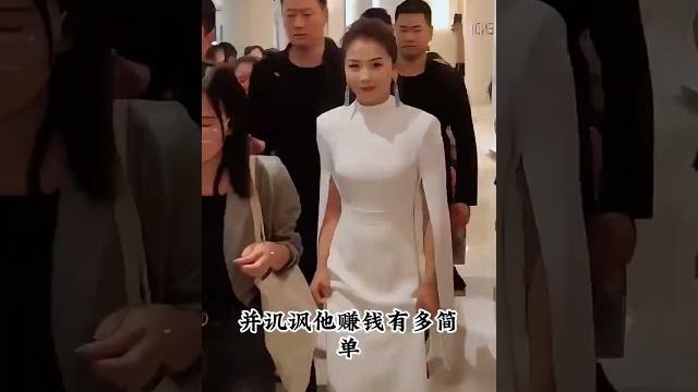 劉濤告別婚姻,展現出勇氣與自信,令人欽佩。 劉濤告別婚姻,展現出勇氣與自信,令人欽佩。