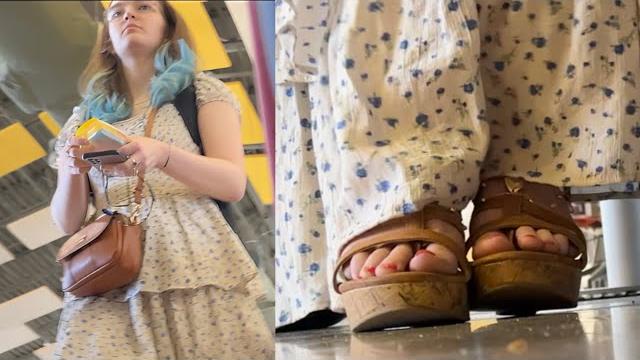 Candid feet in 4k gorgeous alt girl teases me in her wedge sandals | patreon.com/collegetoes Candid feet in 4k gorgeous alt girl teases me in her wedge sandals | patreon.com/collegetoes