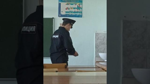 Дядя полицейский без кондиции @litvin_misha_11 Дядя полицейский без кондиции @litvin_misha_11
