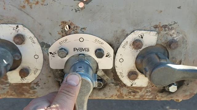 Подключение ленивца на трёхосном прицепе Подключение ленивца на трёхосном прицепе