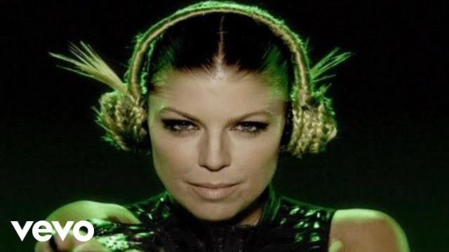 The black eyed peas - boom boom pow (official music video) The black eyed peas - boom boom pow (official music video)