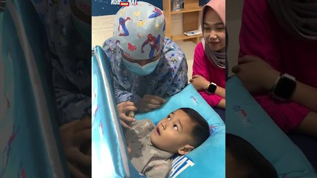 Kata siapa disunat itu sakit? #khitanan #sunat #khitan #kliniksunat #doktersunat #dokterkhitan #lucu Kata siapa disunat itu sakit? #khitanan #sunat #khitan #kliniksunat #doktersunat #dokterkhitan #lucu