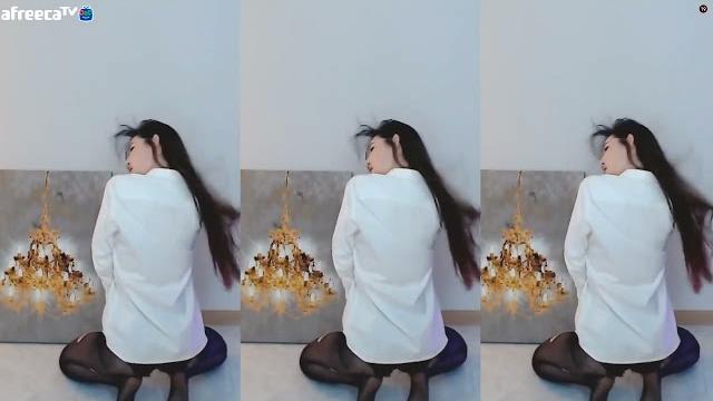 韩国女主播黑丝白衣热舞 韩国女主播黑丝白衣热舞