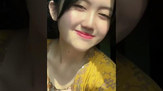 Tangannya daster kuning #fyp #viral #goyangtiktok #jedagjedug #cantik #daster #tiktok #pargoy Tangannya daster kuning #fyp #viral #goyangtiktok #jedagjedug #cantik #daster #tiktok #pargoy