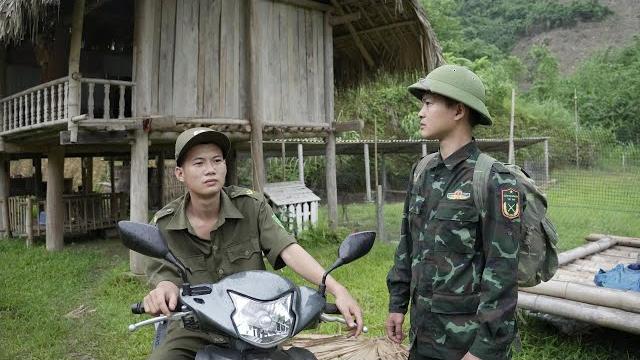 The troubled young soldier forced to leave his home and the homeless woman.tieu thuong tv The troubled young soldier forced to leave his home and the homeless woman.tieu thuong tv