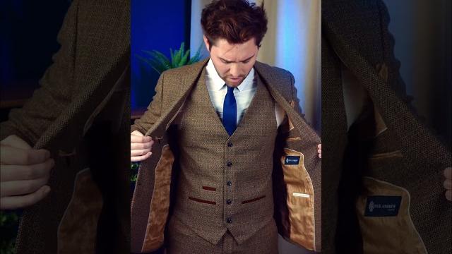 3 mistakes men make when wearing a 3 piece suit #shorts 3 mistakes men make when wearing a 3 piece suit #shorts