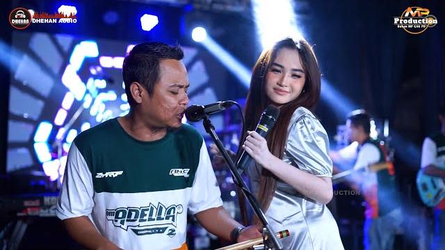 Fendik terpesona lihat body arlida putri // kopi dangdut (official music video)om adella ft dhehan Fendik terpesona lihat body arlida putri // kopi dangdut (official music video)om adella ft dhehan