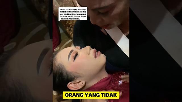 Pengantin wanita pingsan karena ayahnya di pukul orang yang tidak dikenal ‼️‼️#sedih #nangis #nikah Pengantin wanita pingsan karena ayahnya di pukul orang yang tidak dikenal ‼️‼️#sedih #nangis #nikah