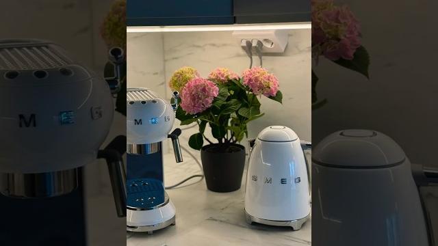 Unboxing the stylish smeg kettle: is it worth the hype? #smeg #aesthetic #unboxing #kitchen #home Unboxing the stylish smeg kettle: is it worth the hype? #smeg #aesthetic #unboxing #kitchen #home