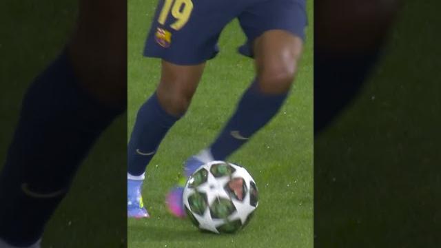 You see him, now you don’t #fcbarcelona #championsleague #lamineyamal #football #shorts You see him, now you don’t #fcbarcelona #championsleague #lamineyamal #football #shorts