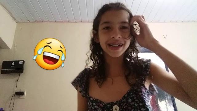 Experimentando roupa Experimentando roupa