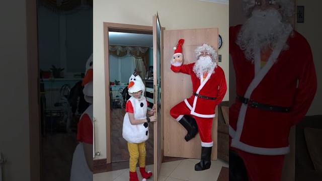 Best tik tok challenge with christmas door 003 #shorts by super max Best tik tok challenge with christmas door 003 #shorts by super max