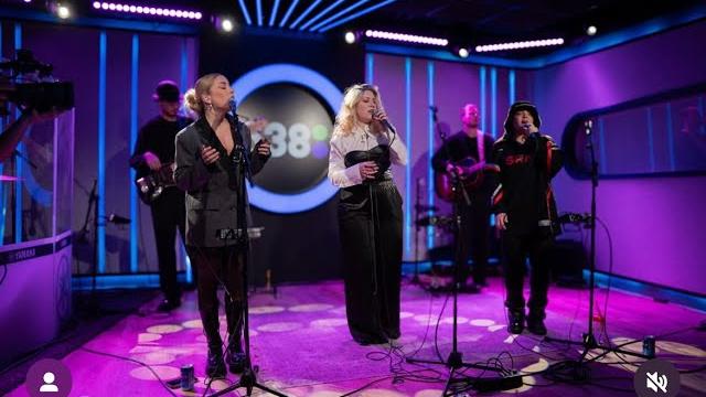 Ogene - 'illusion' live @ radio538 Ogene - 'illusion' live @ radio538