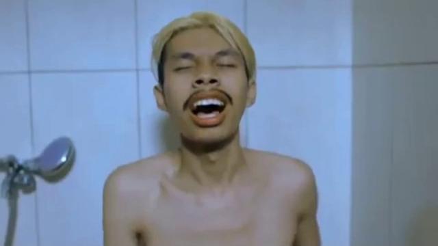 Satu kali tusuk crotttttt!!! Satu kali tusuk crotttttt!!!