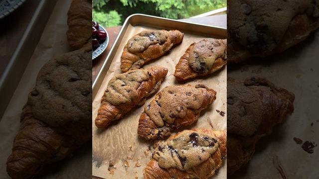 Finally made the viral cookie dough croissants 10/10 #baking #sweet #dessert #bakingvideo Finally made the viral cookie dough croissants 10/10 #baking #sweet #dessert #bakingvideo