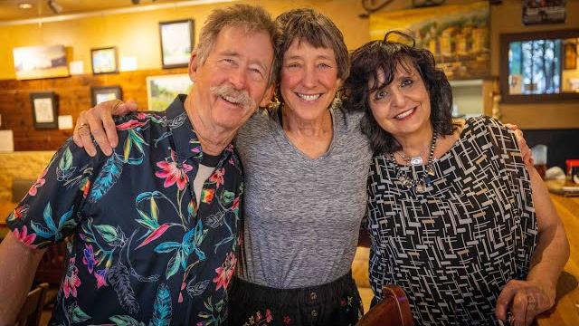 Vlog: behind the scenes of serving delicious mussels at our greek restaurant's friday night dinner Vlog: behind the scenes of serving delicious mussels at our greek restaurant's friday night dinner