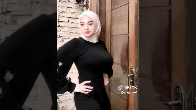 Jilbab bikin crot Jilbab bikin crot
