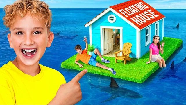 I surviving 24 hours in a floating house on water! I surviving 24 hours in a floating house on water!