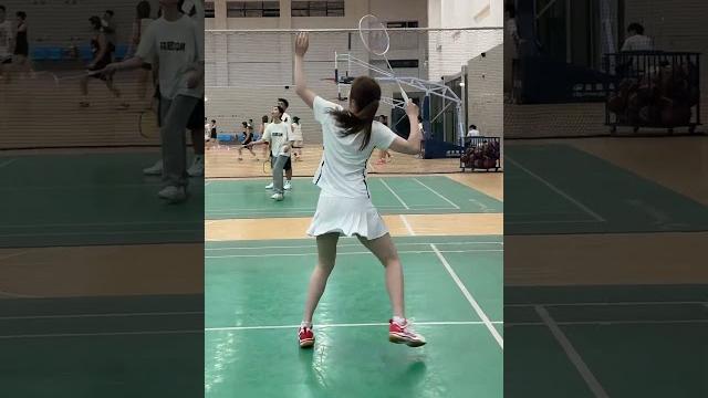 入了羽毛球坑以后你才知道的事是啥? #羽毛球 #反差 #转场 入了羽毛球坑以后你才知道的事是啥? #羽毛球 #反差 #转场