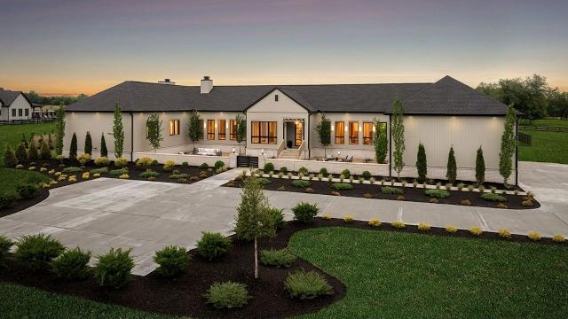 Inside an ultra custom $3.5m tennessee luxury home | nashville real estate | coleman johns tour Inside an ultra custom $3.5m tennessee luxury home | nashville real estate | coleman johns tour