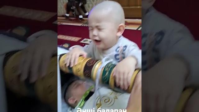 Әнші балапан... Әнші балапан...