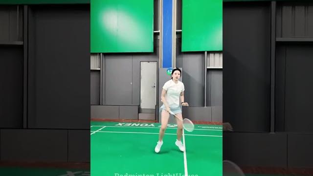 Malaysian girls single badminton training videos #badminton #badmintontricks #badmintontraining #bwf Malaysian girls single badminton training videos #badminton #badmintontricks #badmintontraining #bwf