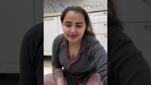 Melekazad sitting on the kitchen floor and eating food.. #melekazad #viral #live #melek #azad Melekazad sitting on the kitchen floor and eating food.. #melekazad #viral #live #melek #azad