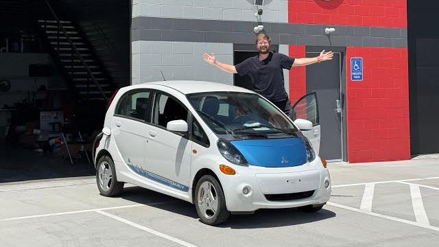 Driving my $750 electric car for the first time! Driving my $750 electric car for the first time!