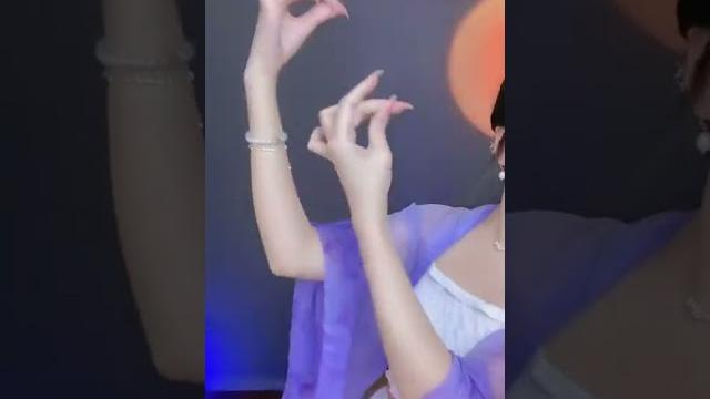 #手指舞 今天恢复直播啦宝宝们~ #手指舞 今天恢复直播啦宝宝们~