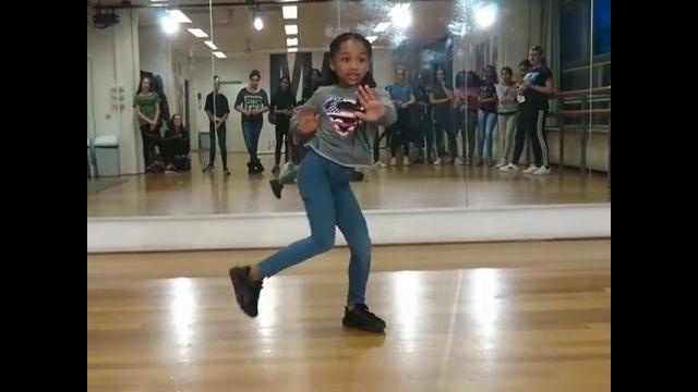 Petit afro dance official Petit afro dance official