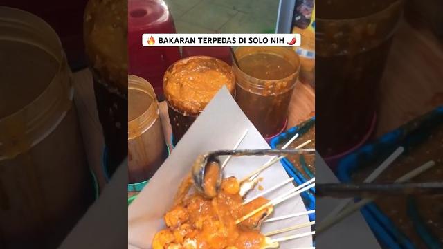 Sosis hot naga paling pedas di solo nih #solodelicious #kulinersolomurah #streetfood #kulinersolo Sosis hot naga paling pedas di solo nih #solodelicious #kulinersolomurah #streetfood #kulinersolo