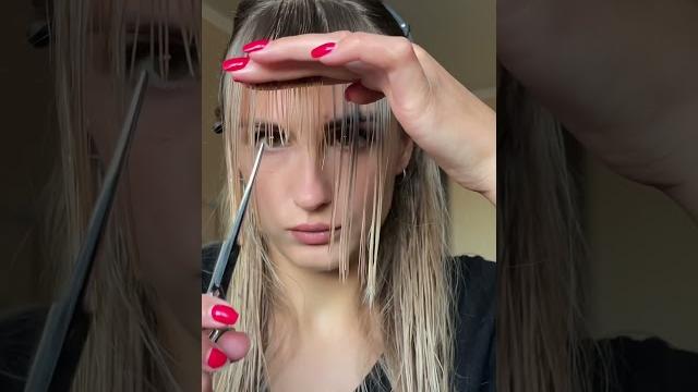 Как подстричь себе челку. Как подстричь себе челку.