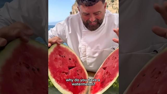 He made pizza with watermelon? @capuanovincenzo He made pizza with watermelon? @capuanovincenzo