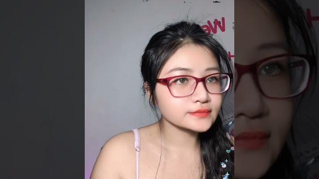 Tiktok bigo live hot cantik sexy belahan susu putih mulus montok empuk nafsuin nikmat di remas Tiktok bigo live hot cantik sexy belahan susu putih mulus montok empuk nafsuin nikmat di remas
